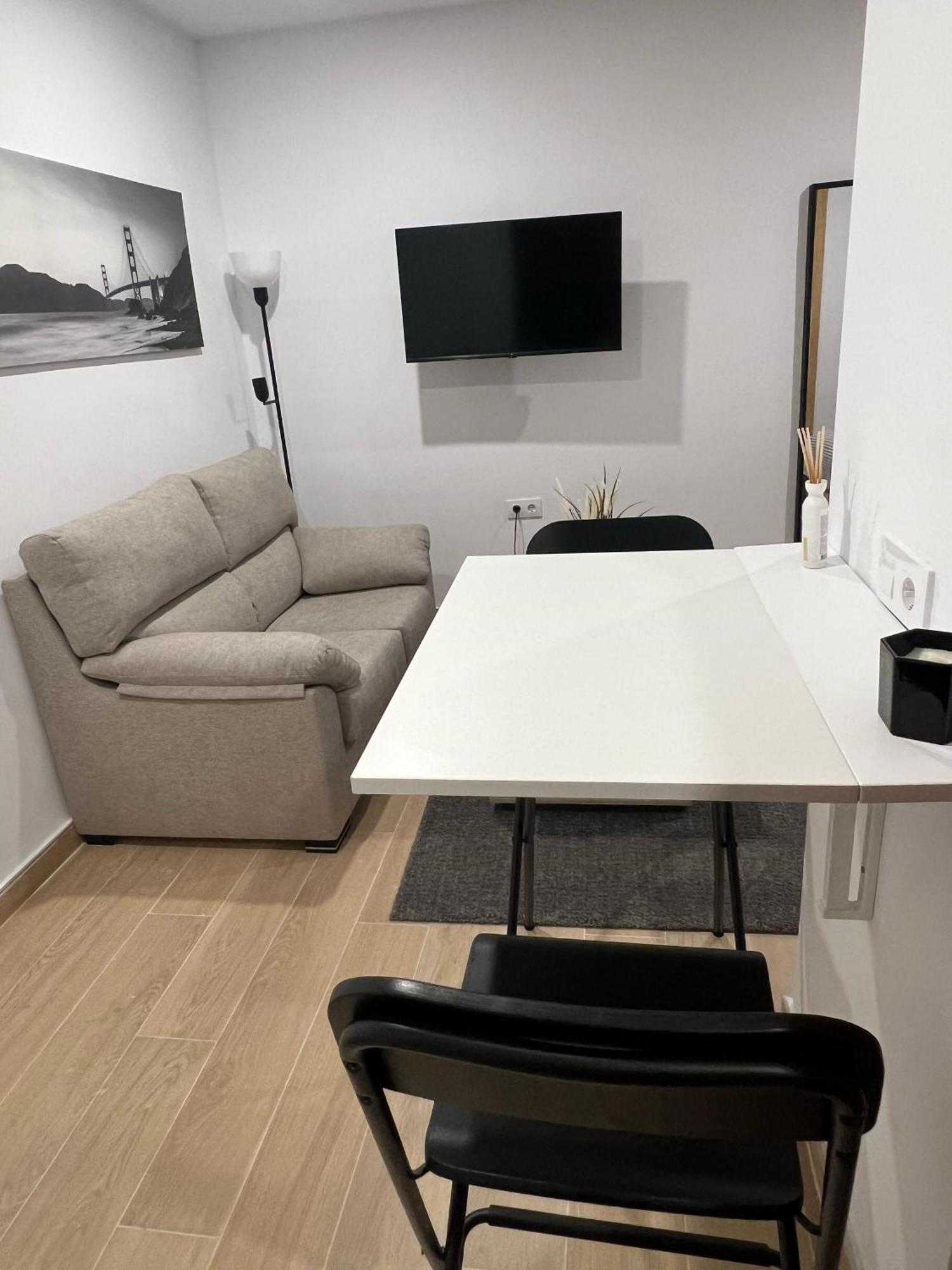 G&H Apartments - Apartamento Porvenir Jerez de la Frontera Esterno foto